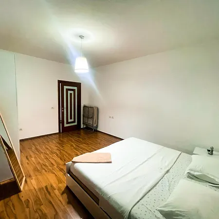 The Tired Traveler Nook Appartamento Shkodër