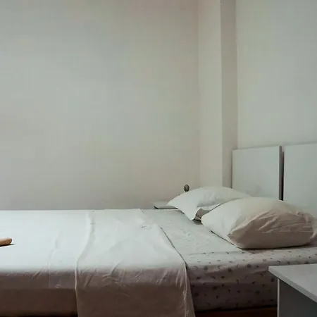 The Tired Traveler Nook Shkodër