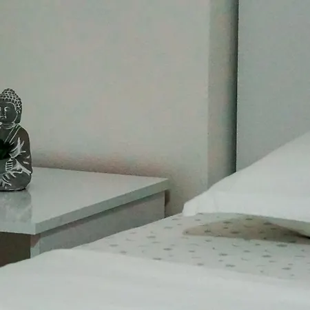 The Tired Traveler Nook Shkodër